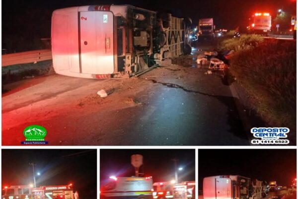 11 PERSONAS PIERDEN LA VIDA EN VOLCADURA DE AUTOBÚS EN HUALAHUISES; HAY 21LESIONADOS