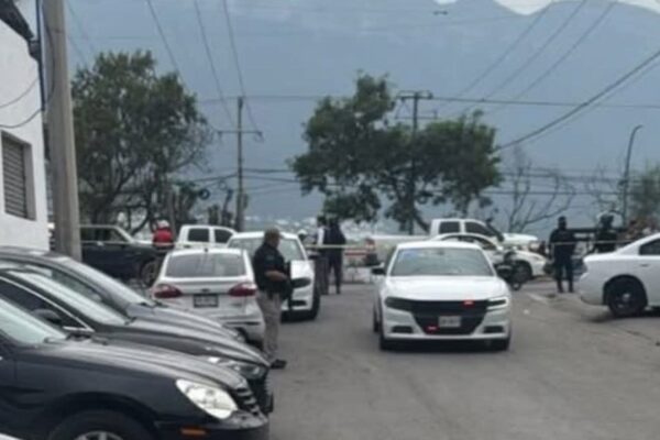 CUATRO PERSONAS PIERDEN LA VID@ EN ATAQUE A LOTE DE AUTOS EN SAN BERNABÉ, MONTERREY