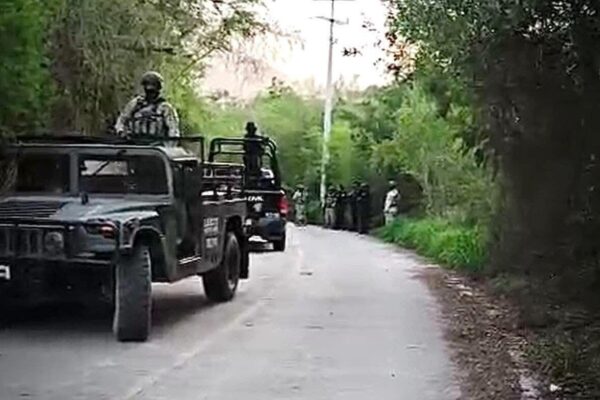 #ÚLTIMAHORA🚨🚨 🗞EN #MONTEMORELOS || AL MENOS TRES ABATIDOS TRAS ENFRENTAMIENTO EN LOS MIMBRES⚠️
